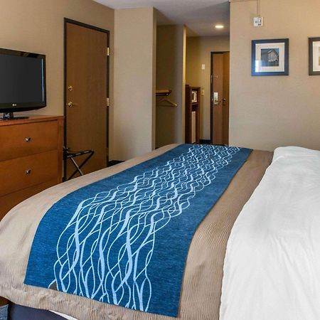 Comfort Inn & Suites Napoleon Luaran gambar