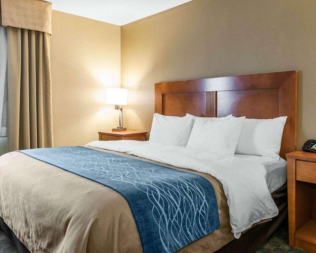 Comfort Inn & Suites Napoleon Bilik gambar