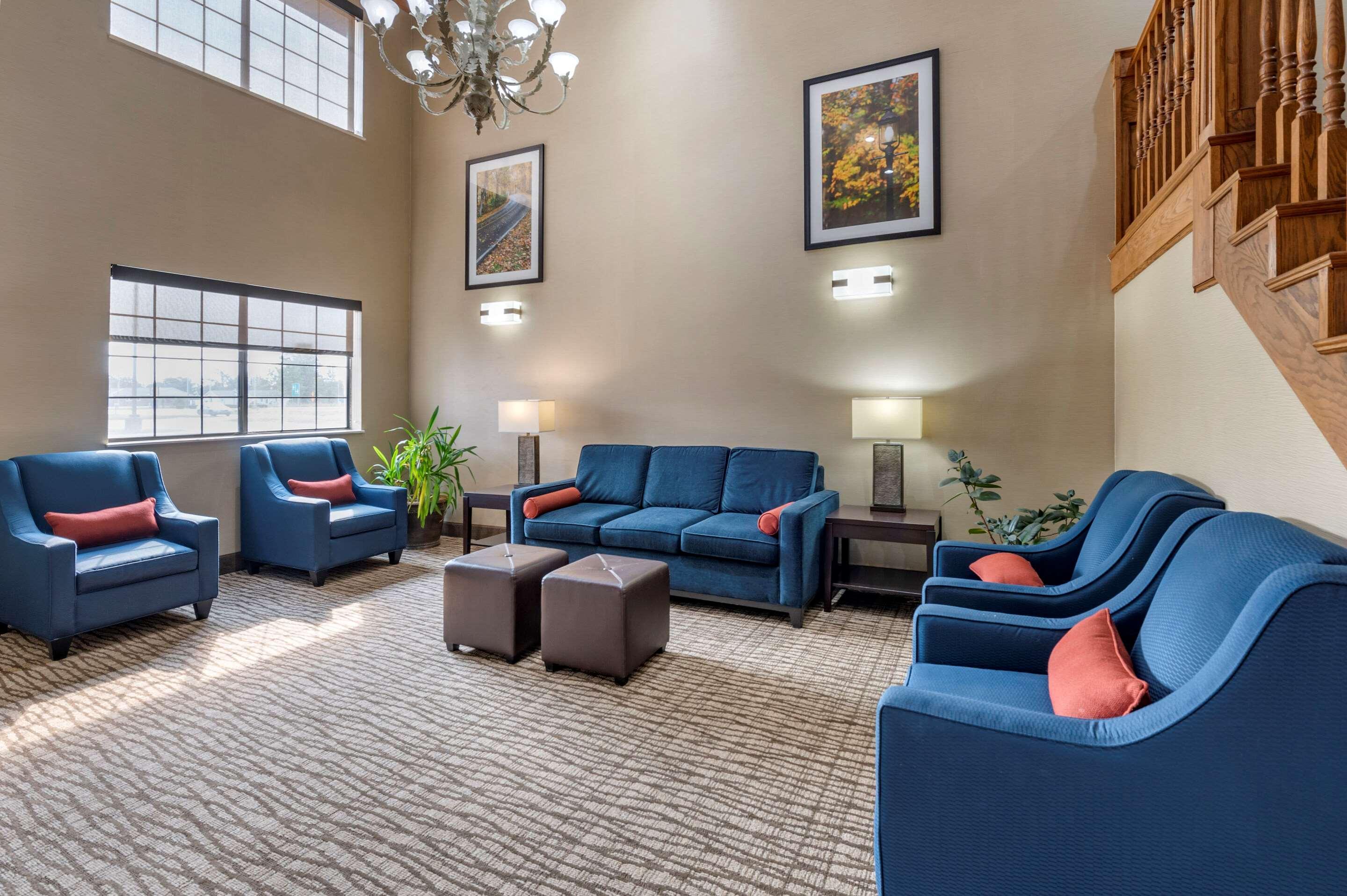 Comfort Inn & Suites Napoleon Luaran gambar