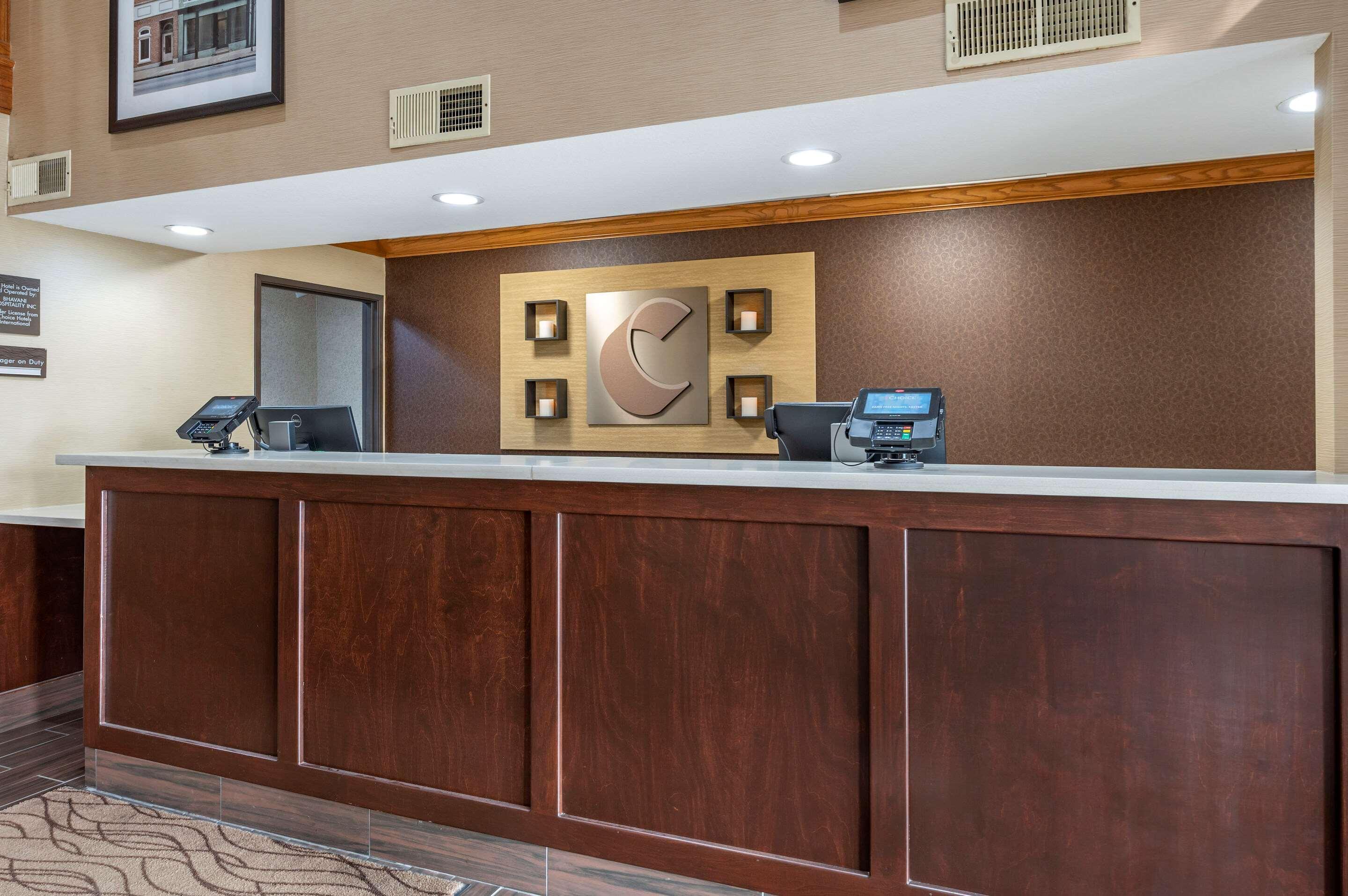 Comfort Inn & Suites Napoleon Luaran gambar