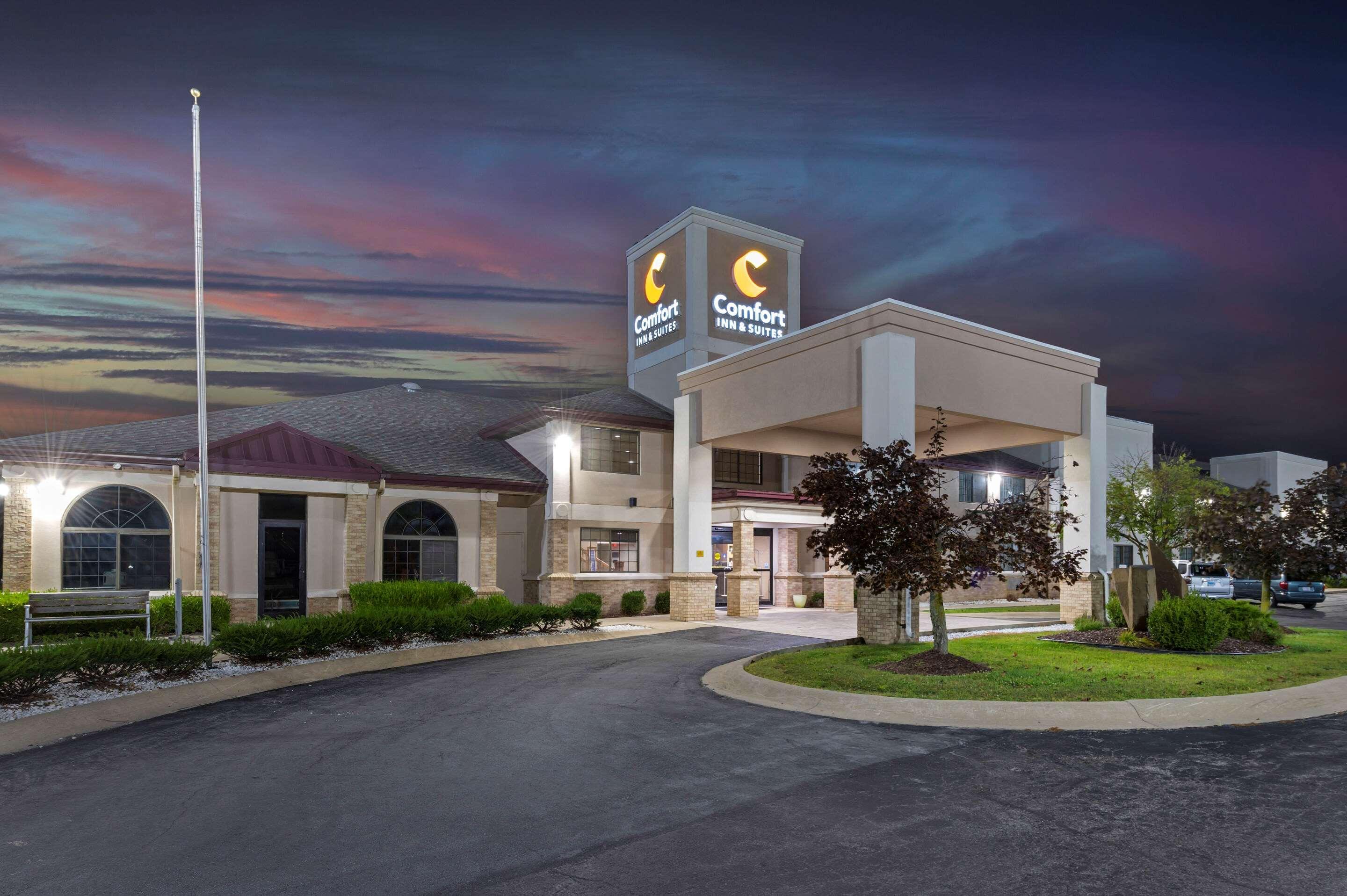Comfort Inn & Suites Napoleon Luaran gambar