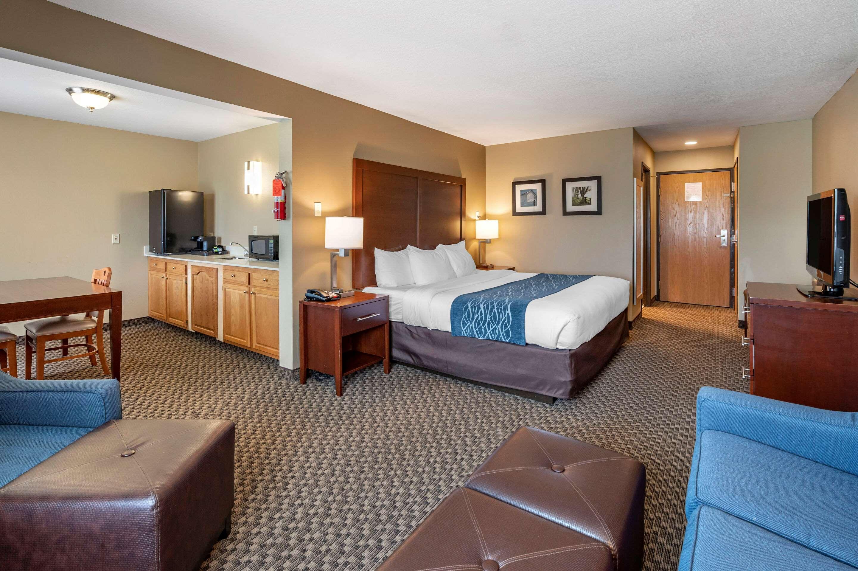 Comfort Inn & Suites Napoleon Luaran gambar