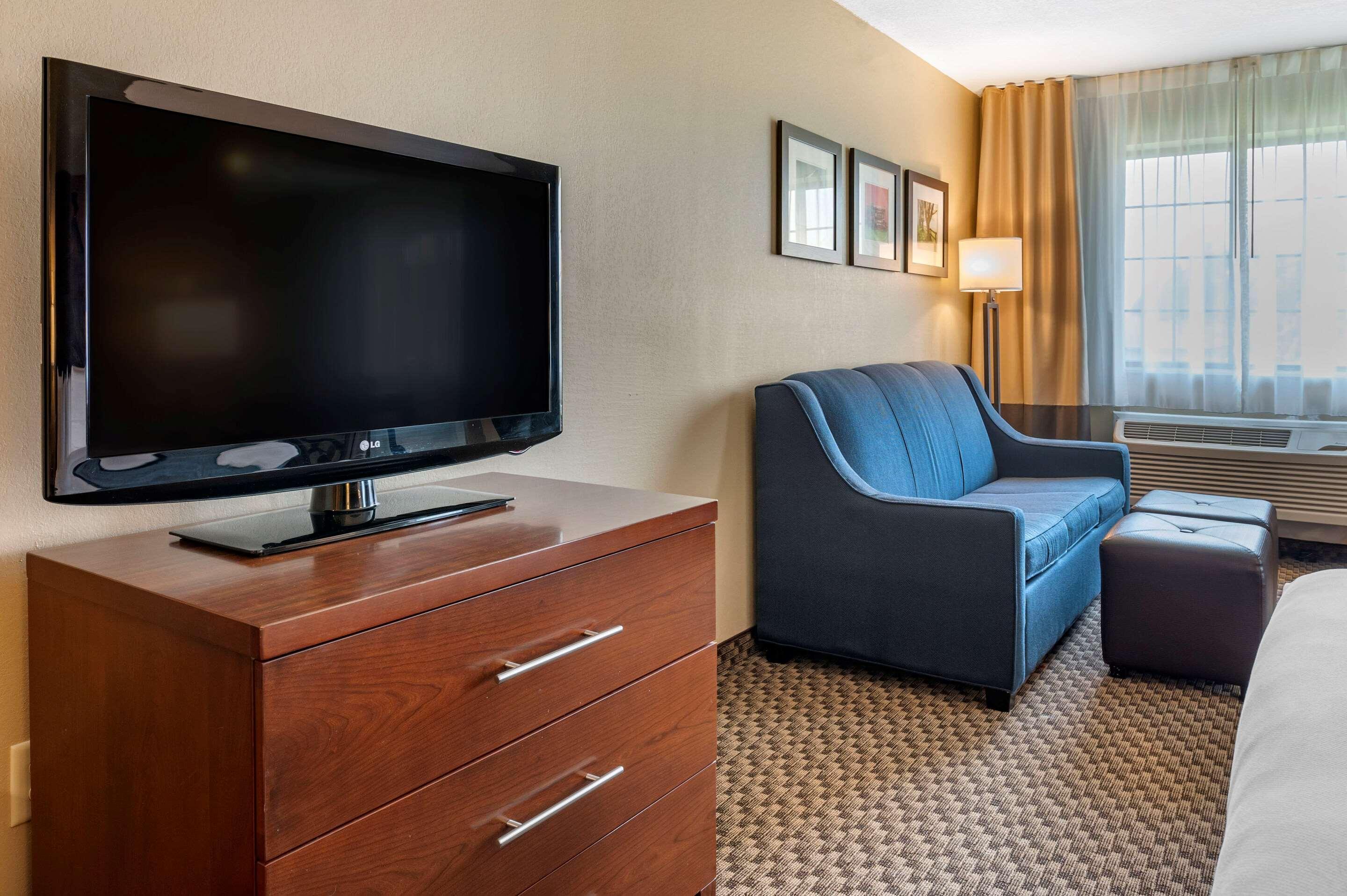 Comfort Inn & Suites Napoleon Luaran gambar