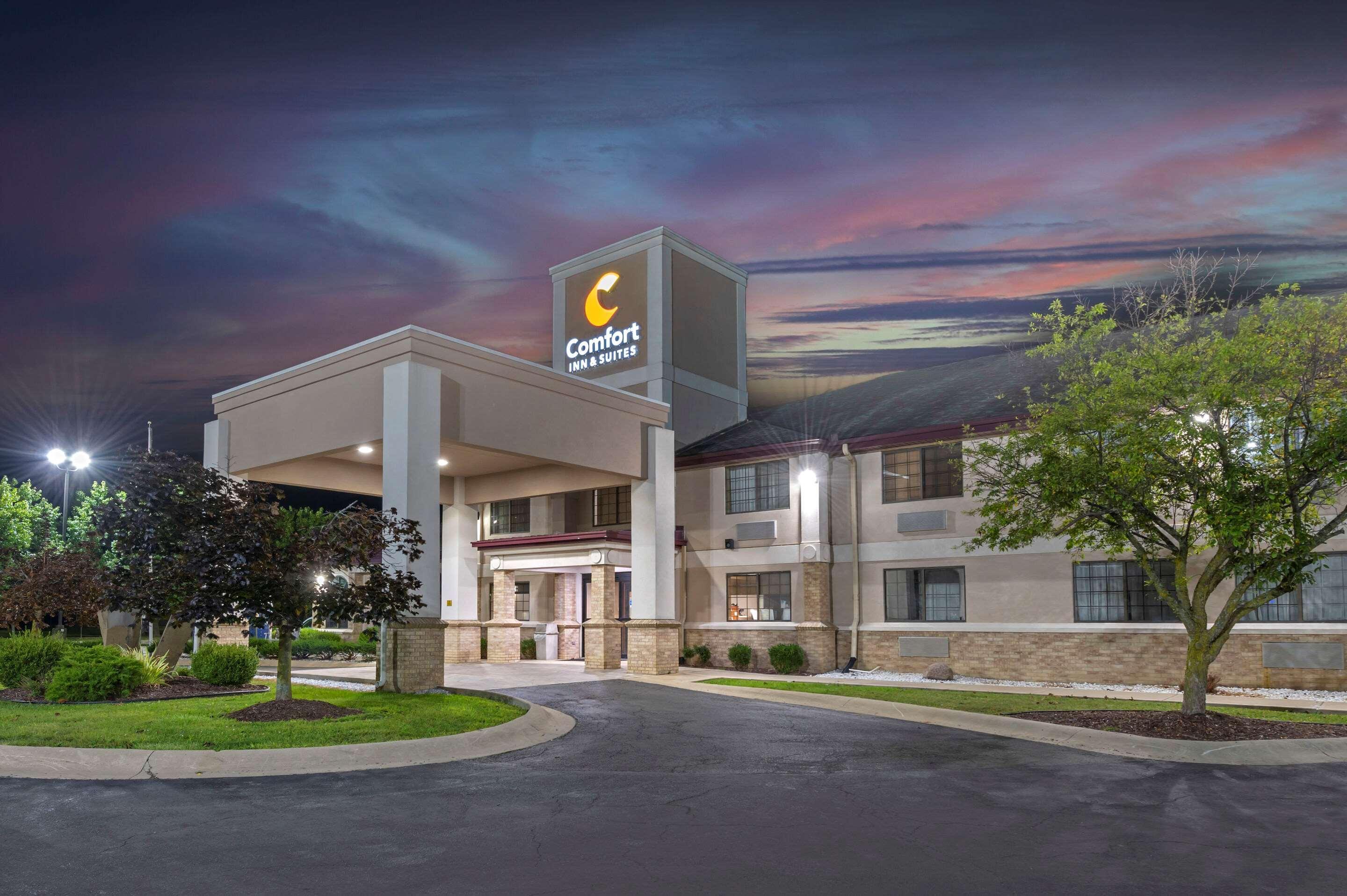 Comfort Inn & Suites Napoleon Luaran gambar