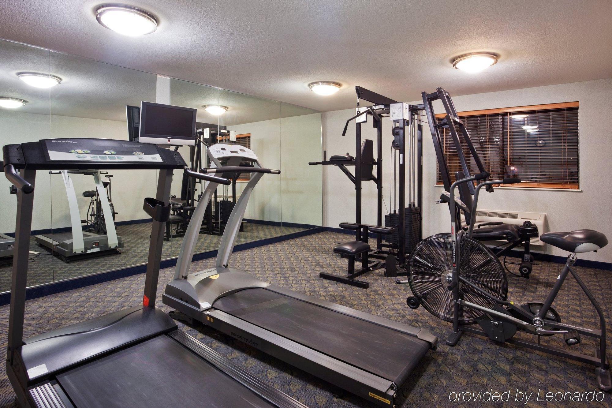 Comfort Inn & Suites Napoleon Luaran gambar