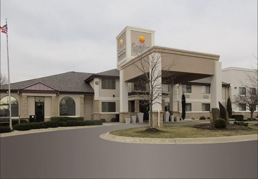Comfort Inn & Suites Napoleon Luaran gambar