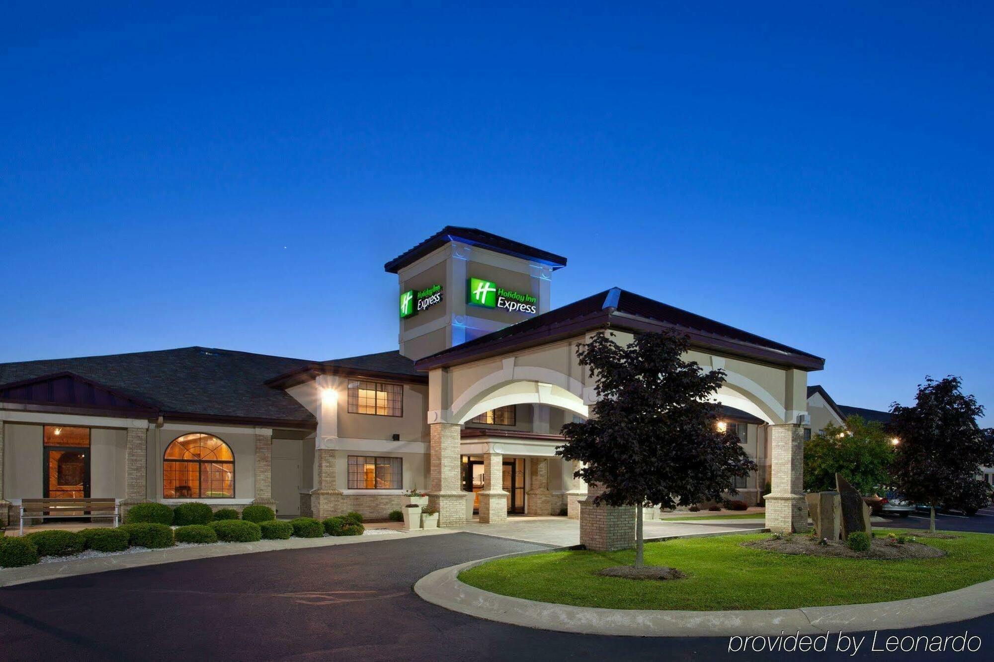 Comfort Inn & Suites Napoleon Luaran gambar